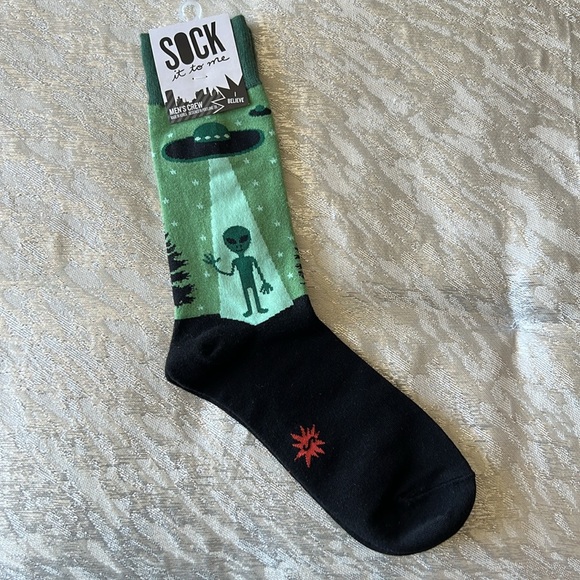 Sock It To Me I Believe Mens Crew SocksNWT - Picture 4 of 4